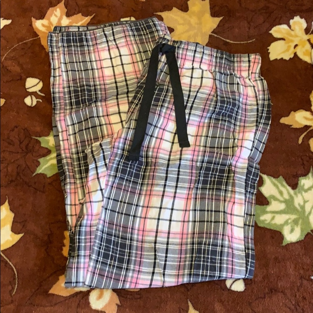Victoria’s Secret Matching Pajamas Set - Picture 7 of 11